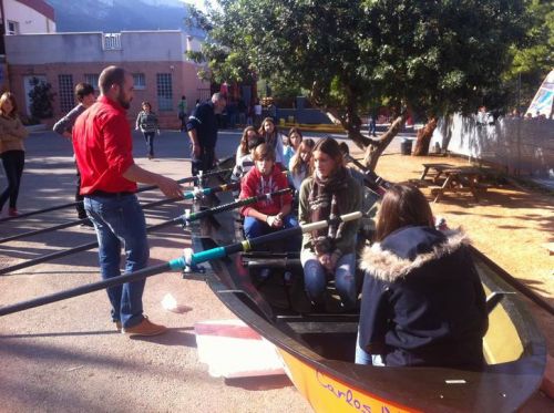 El RCND promueve los deportes n uticos en el colegio Alfa Omega